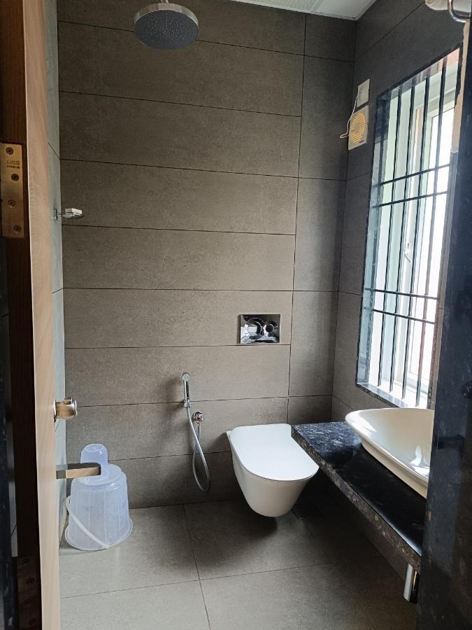 Shrreyas Inn Boarding & Lodging 昆达普拉 外观 照片